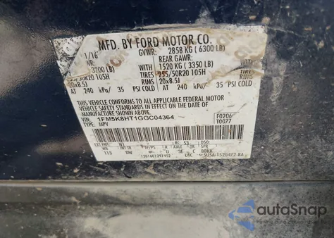 2016 Ford Explorer Platinum z USA, uszkodzony, nr VIN 1FM5K8HT1GGC04364